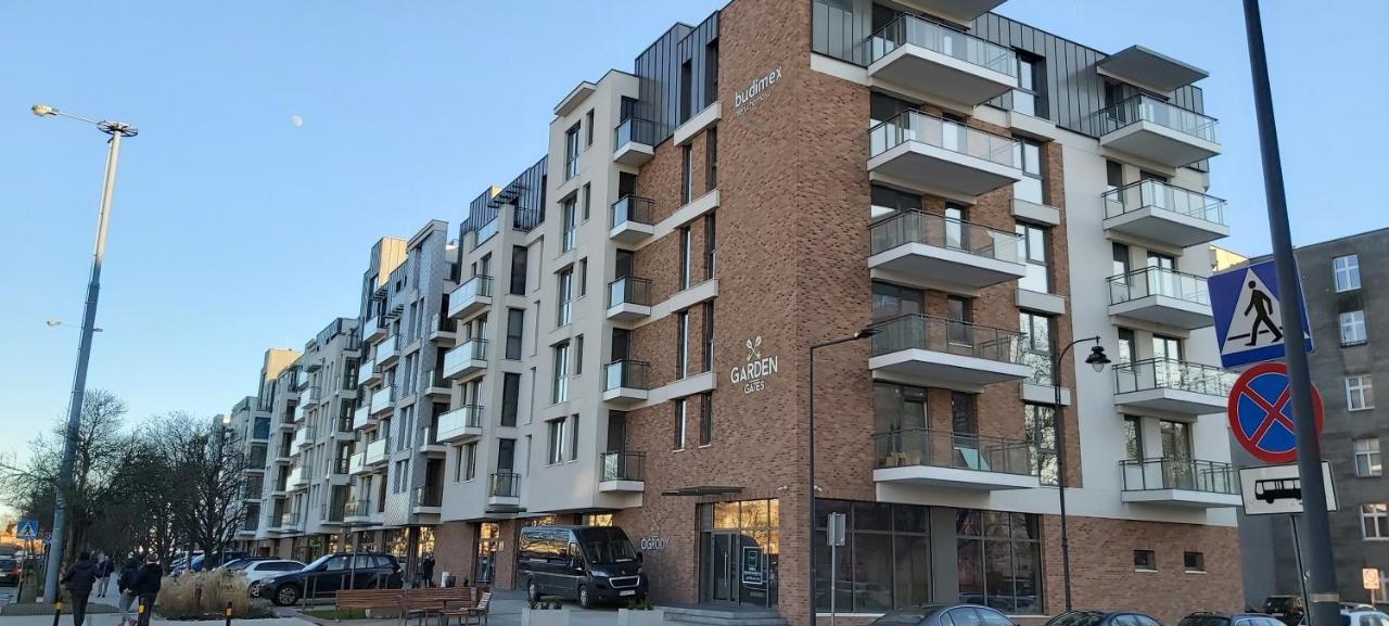Central Apartments Ogrody 1 & Parking Гданск Екстериор снимка