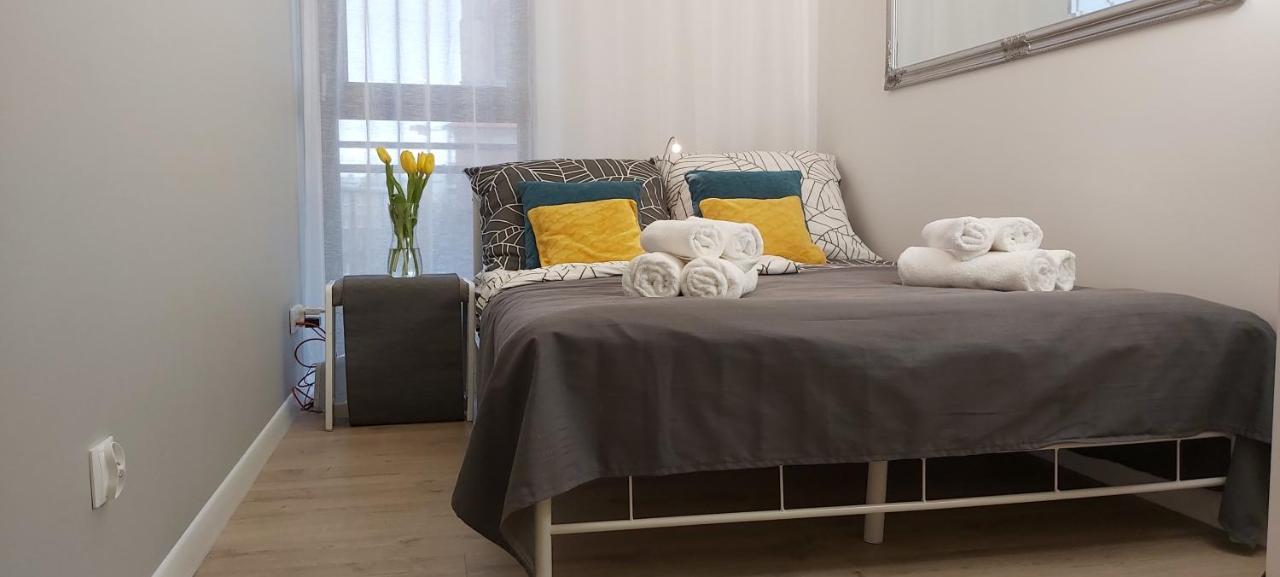 Central Apartments Ogrody 1 & Parking Гданск Екстериор снимка